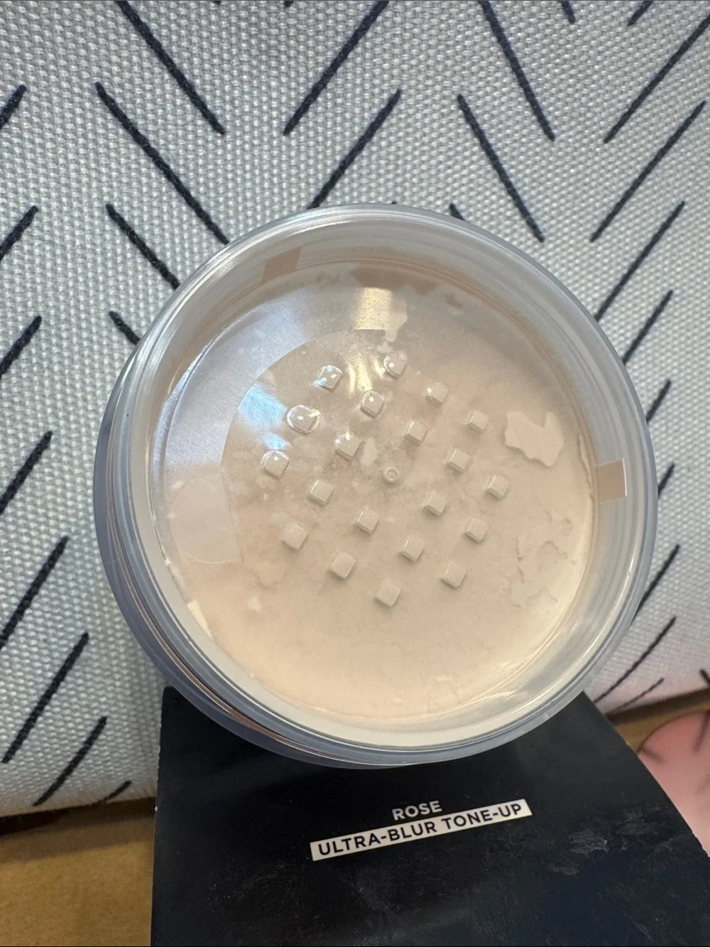 laura mercier Translucent Loose Setting Powder — Rose